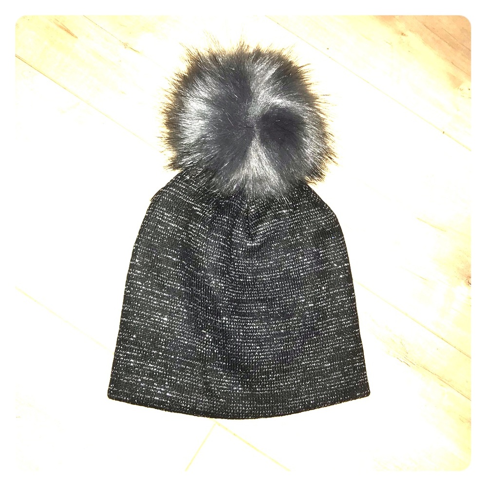 - New snow hat in black and silver with Pom poms